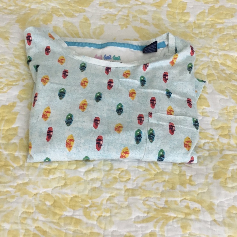 Mens tee shirt. Size L